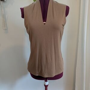 RW&CO. / Brown V-Neck Sleeveless Tank Top / Large